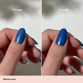 Dazzle Dry polished nail on hand demonstrating Memory Lane gloss and salon finish