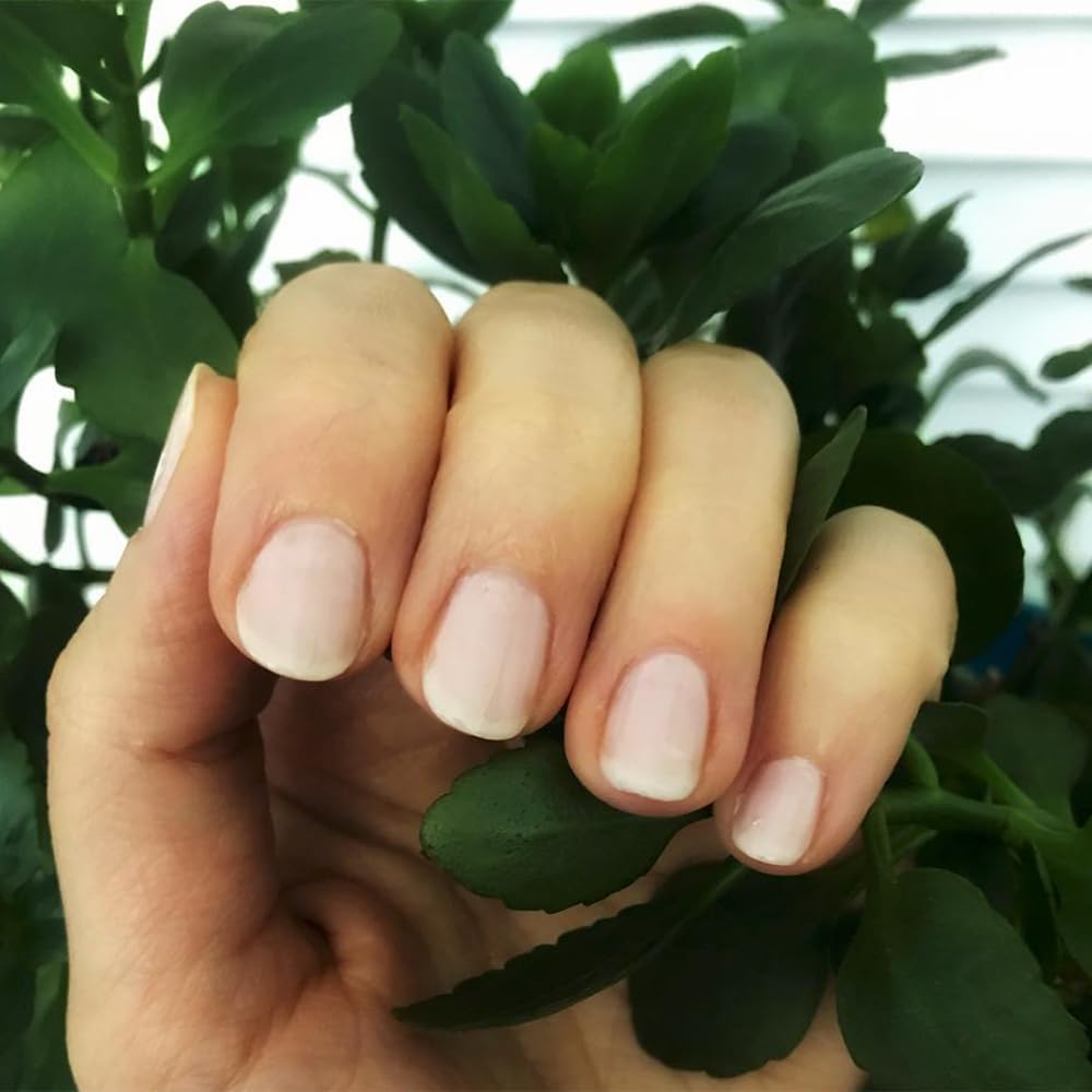Color range with Rose Quartz and others, Dazzle Dry offers layering inspiration benefit