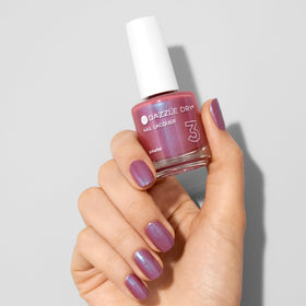 Dazzle Dry shimmer macro revealing blue shimmer particles for light-catching depth benefit