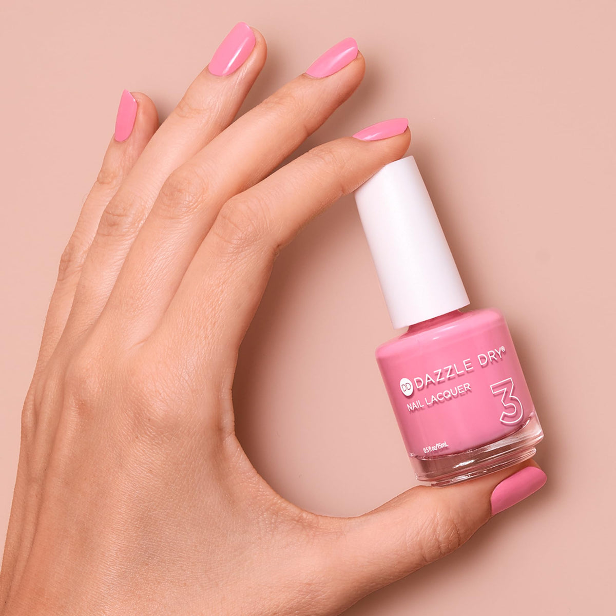 Dazzle Dry Soulmate swatch on fingernails demonstrating opaque coverage and polished look