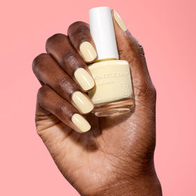 Dazzle Dry manicure with Top Coat showing glossy hard-set benefit