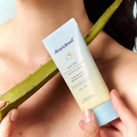 dearcloud label and ingredients detail showing aloe and cica benefits