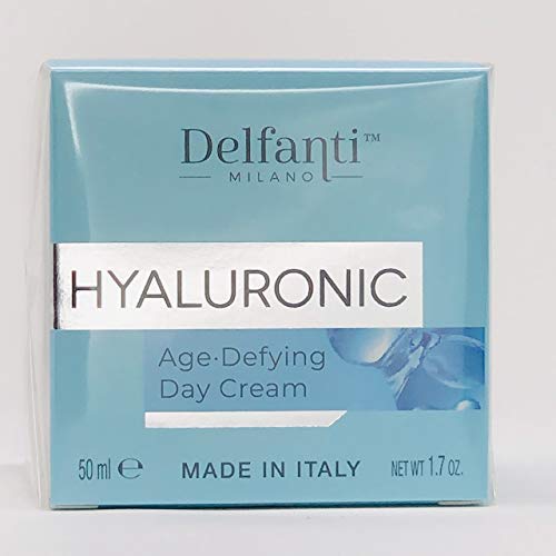 dispensing cream from jar proving Delfanti-Milano easy application and absorbency