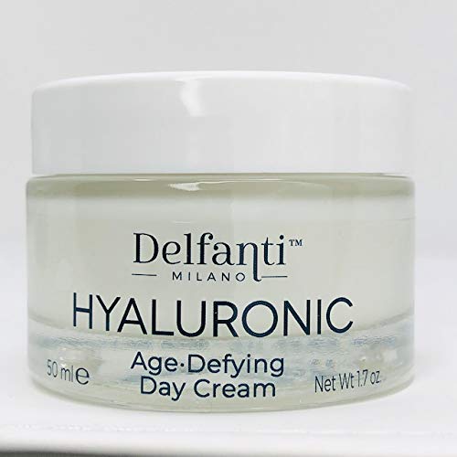 close-up cream texture swatch highlighting Delfanti-Milano smooth, dewy finish