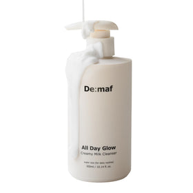 De:maf front packaging showing product and calming design benefits hydration