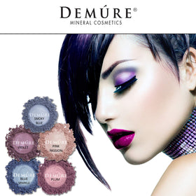 DEMÚRE label and ingredient spot highlighting mineral-only formulation and gentle-on-skin benefit