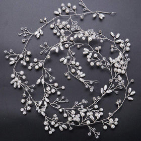 Denifery close-up of imitation pearls and crystals highlighting sparkle and quality