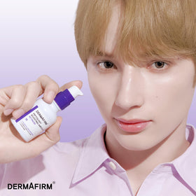 Dermafirm Peptology ampoule dropper highlighting precise application