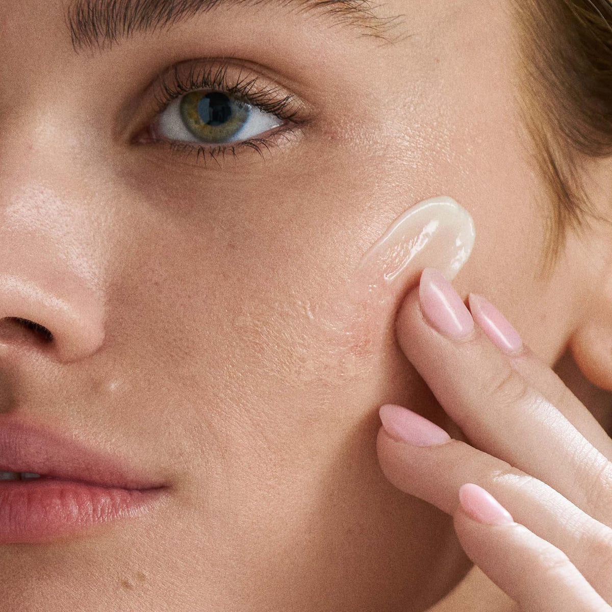 Dermalogica jar open with cream visible, easy scoop for nighttime application benefit