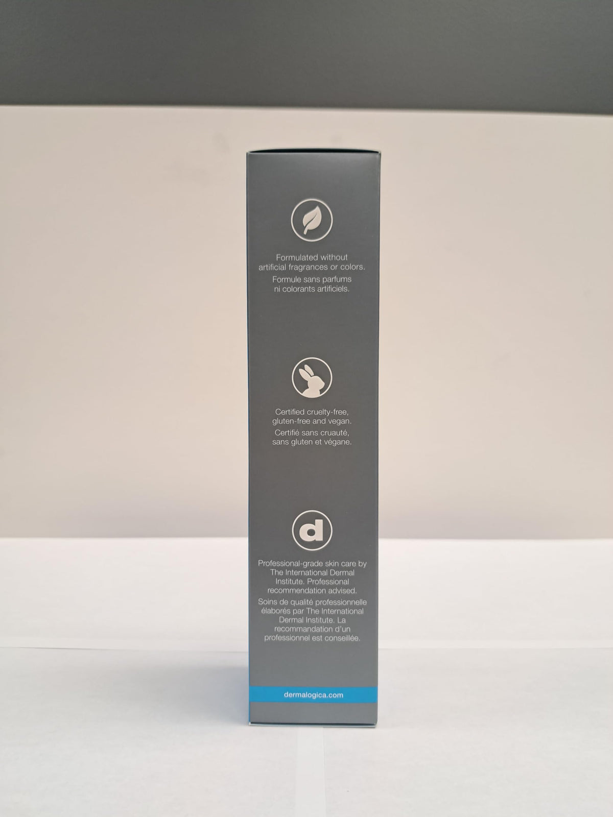 Dermalogica size scale with 10 fl oz for accurate volume expectation