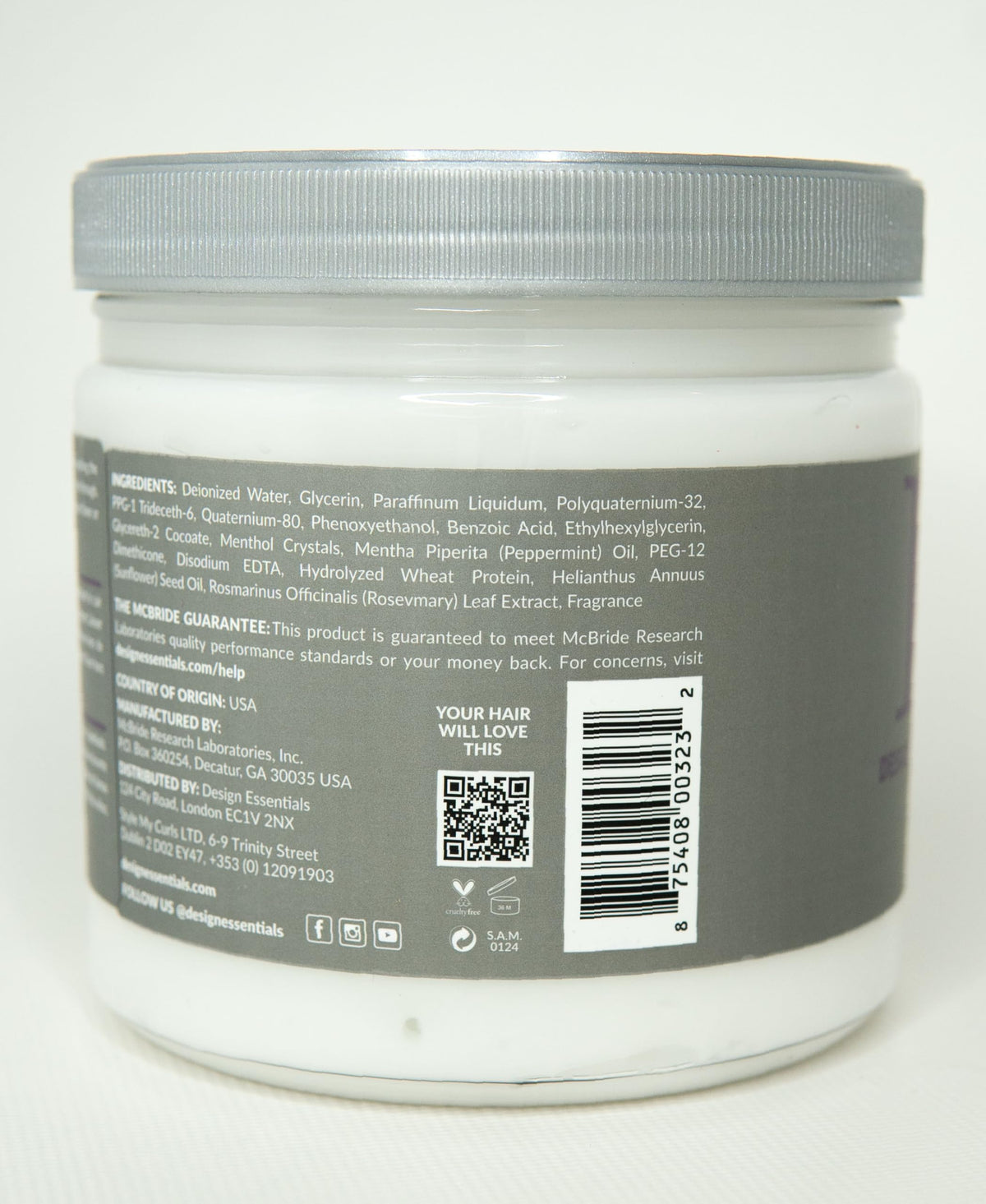 Design Essentials being applied in shower demonstrating detangling benefit