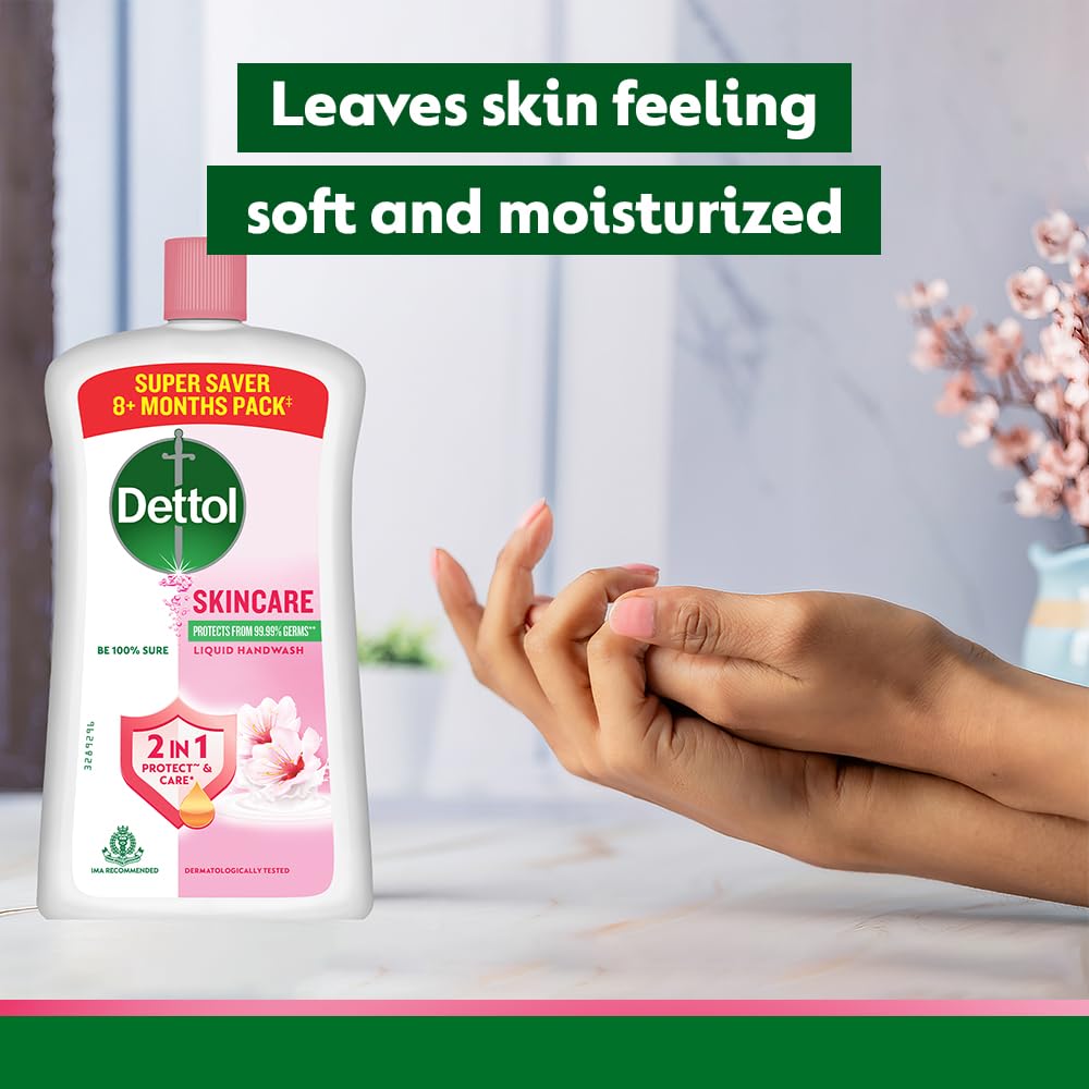 Dettol close-up foam texture demonstrating gentle cleansing and skin comfort