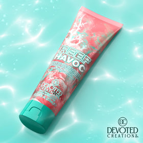 Devoted Creations close-up label highlighting marine extracts and vitamin C