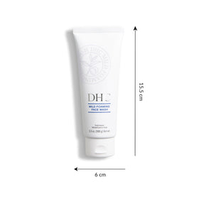 DHC honey drip detail illustrating natural humectant benefits for hydration