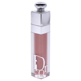 Dior Addict close-up of gloss texture highlighting smooth, hydrating finish