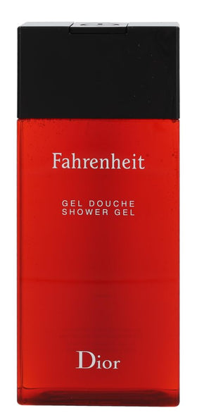 Dior Fahrenheit foam texture on hand showing gentle lather benefit: soft cleansing