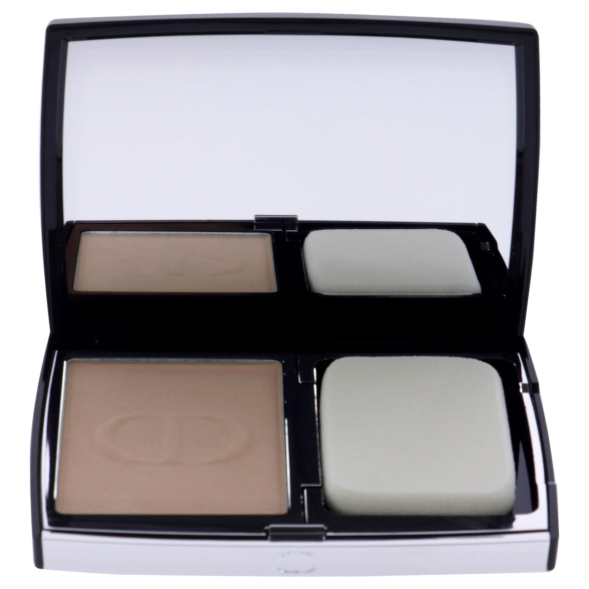 Dior close-up of velvety foundation texture highlighting smooth application
