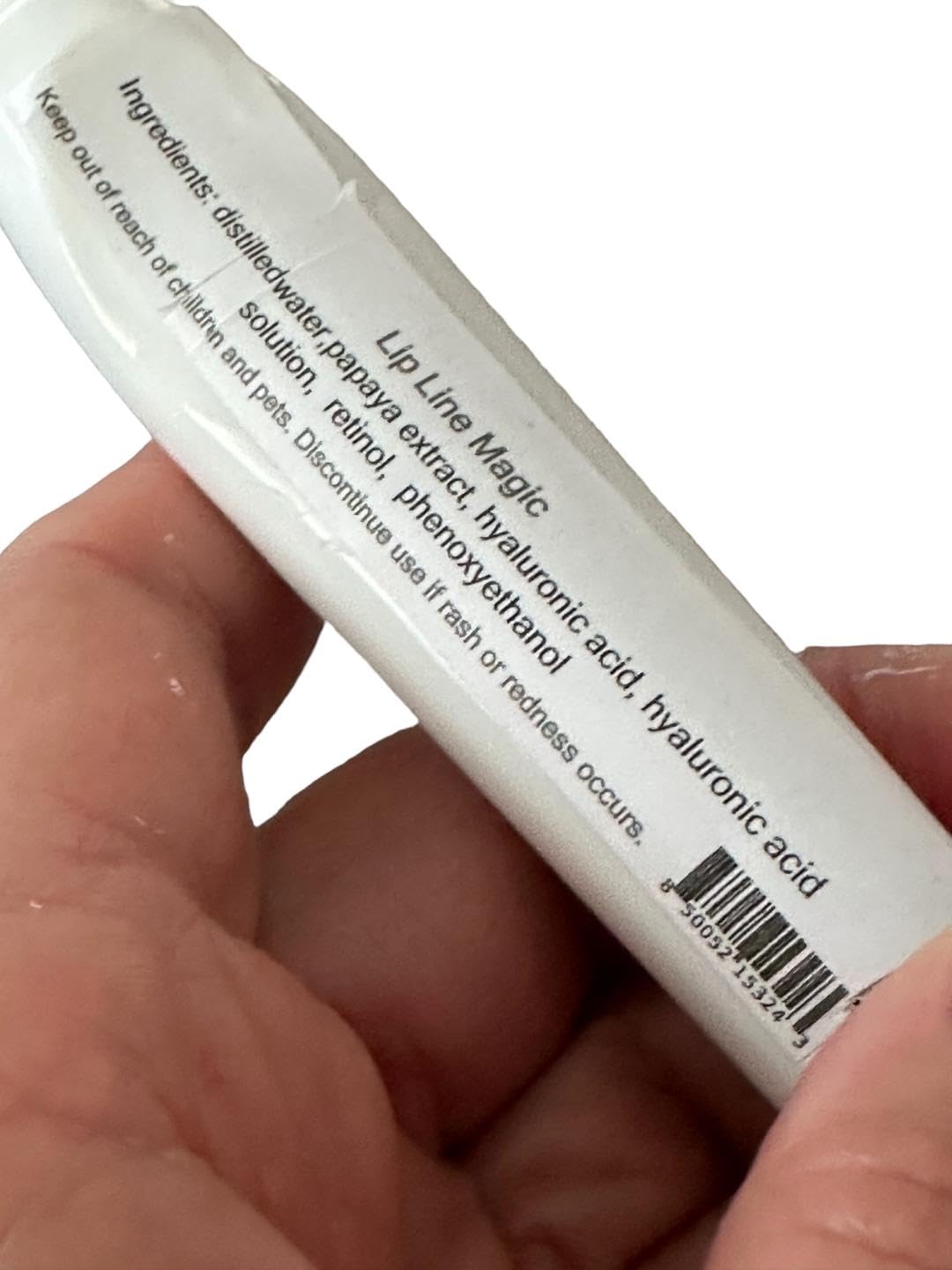 Diva Stuff hyaluronic acid drop highlighting moisturizing ingredient benefit