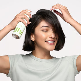 divi dry shampoo full-size close-up nozzle for precise application benefit