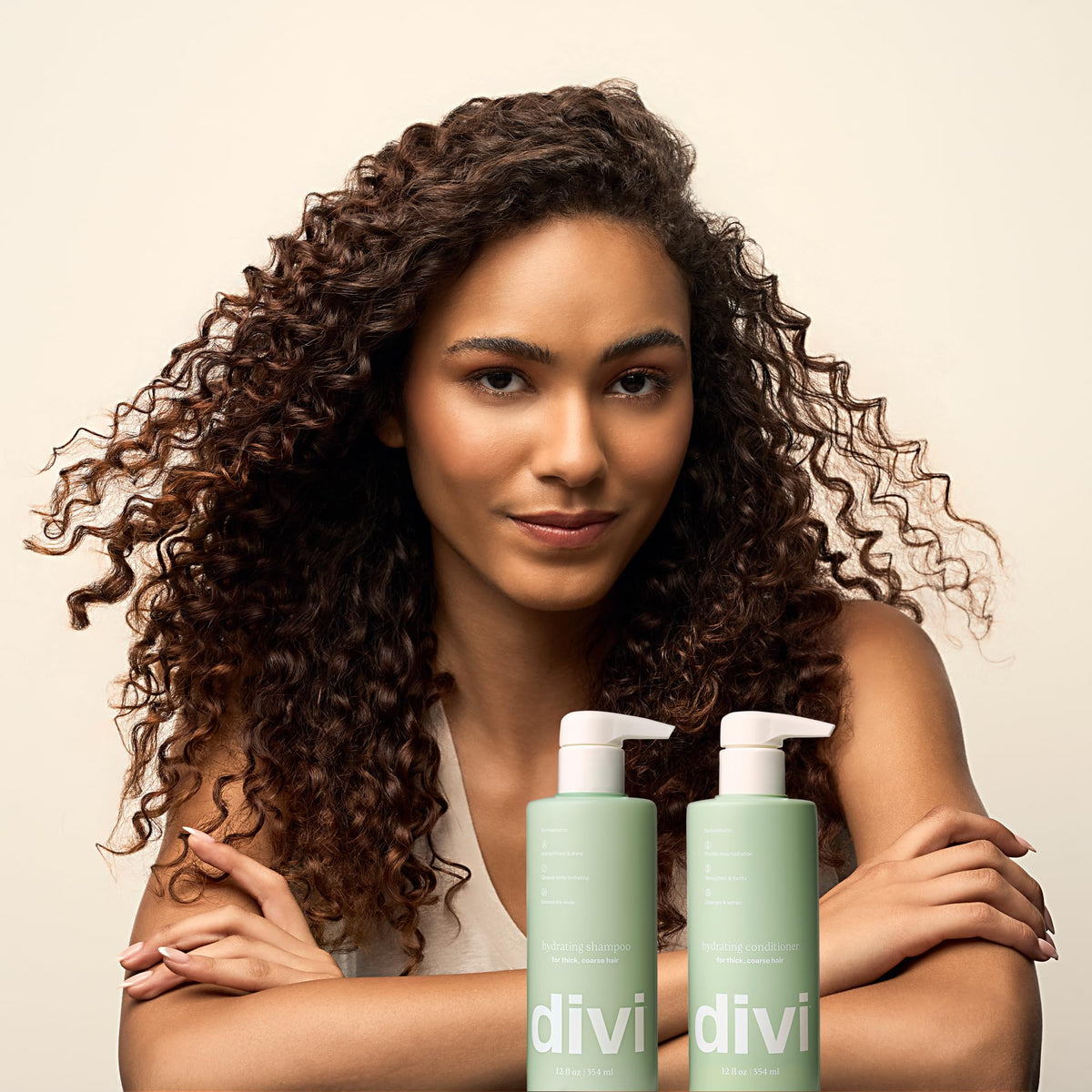 Divi hair before and after use showing improved manageability and strength benefit