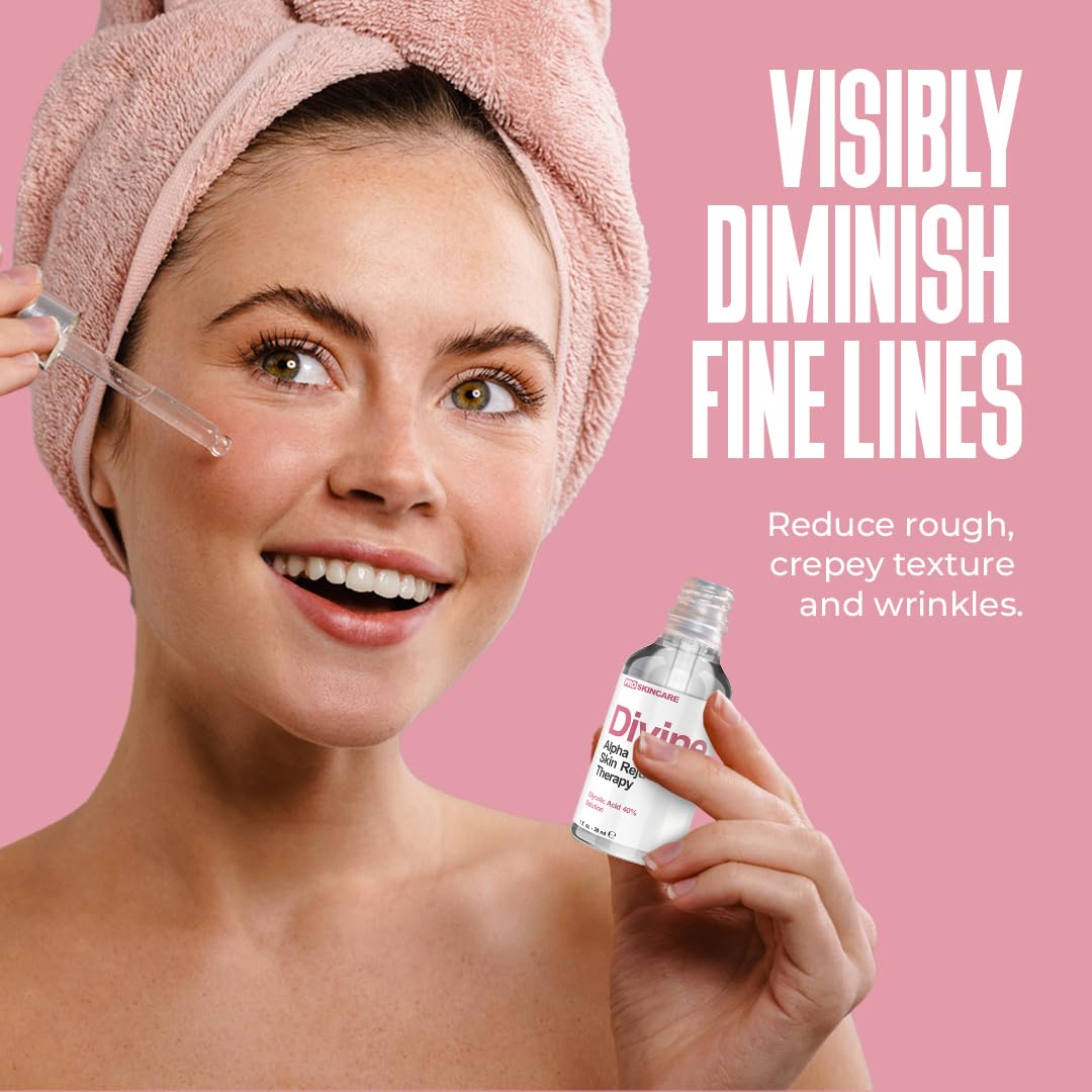 Divine Derriere glycolic liquid texture pouring to show lightweight penetration benefit