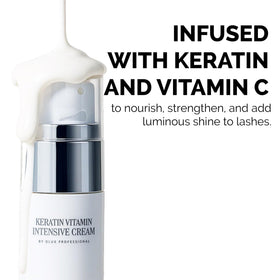 DLUX PROFESSIONAL texture close-up highlighting lightweight non-greasy finish