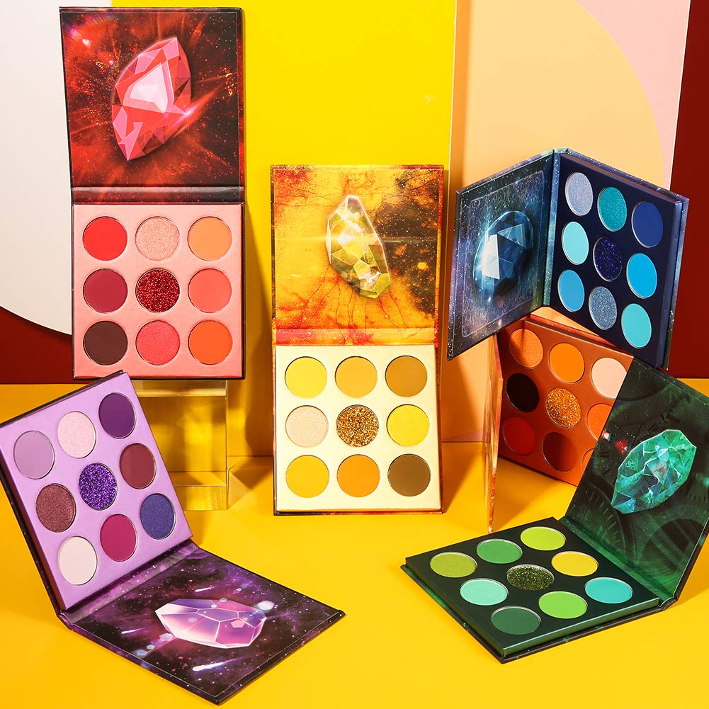 docolor open palette flatlay displaying all 54 shades for versatile looks