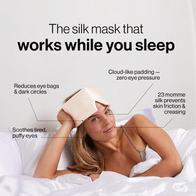 Dore & Rose mask held in hand to show lightweight 40g scale and easy portability