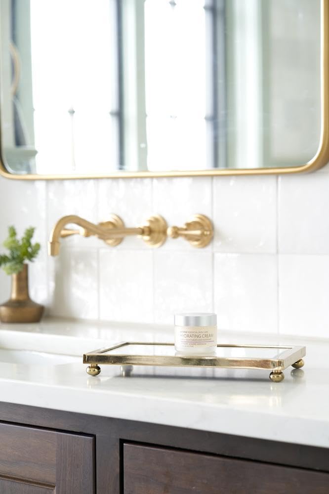 doTERRA hydrating cream being dispensed demonstrating easy application and absorbency