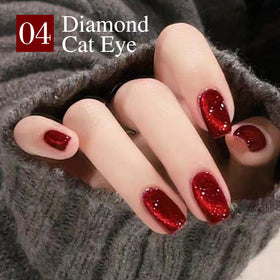 Double Rhythm cat-eye effect on nail demonstrating holographic shimmer and reflective depth