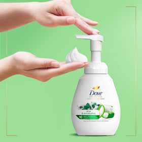Dove recycled plastic label emphasizing eco-friendly packaging