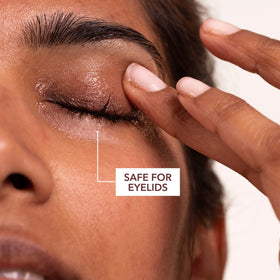 Dr Dennis Gross application demo under eye illustrating smoothing benefit