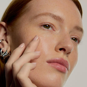 Dr. Diamond's Metacine emulsion night cream open jar illustrating non-greasy finish