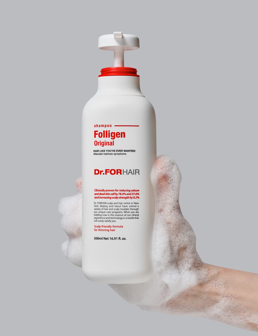 dr.forhair Folligen lifestyle in bathroom during shampooing for visible volumizing benefit