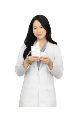 Dr. Grace label detail with actives list highlighting peptides and ceramides