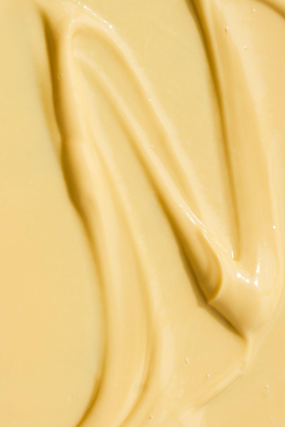 Dr. Hauschka cream applied before makeup showing smooth base benefit