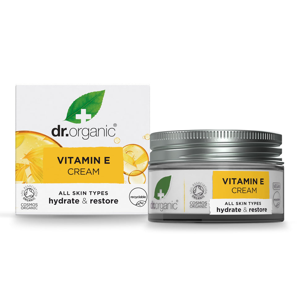 Dr. Organic jar front view showing label and recyclable packaging benefit