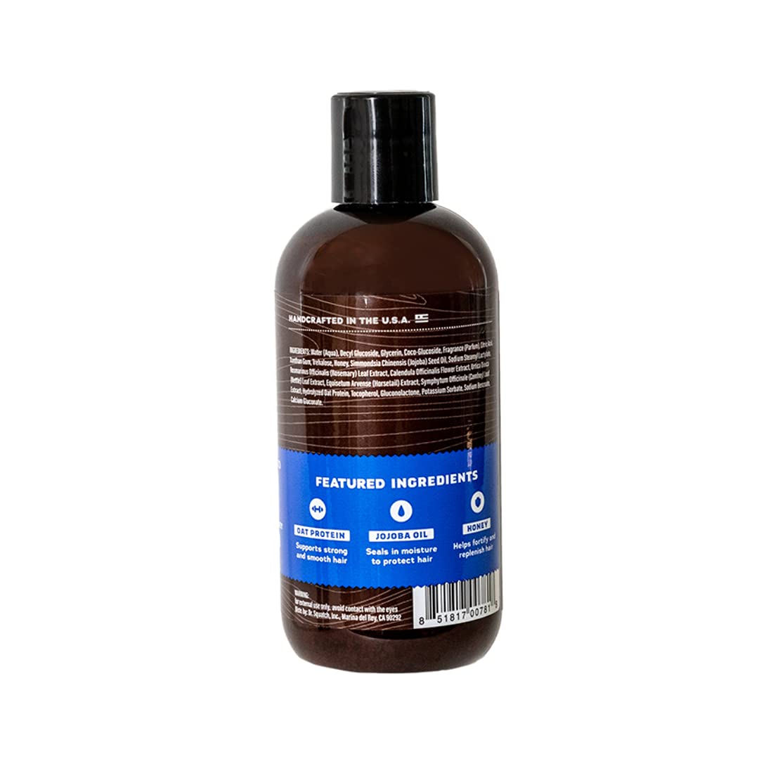 Dr. Squatch shampoo lather texture demonstrating rich foam and gentle cleansing