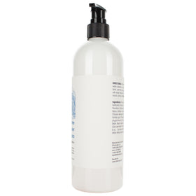 DrFormulas shampoo lather texture on hand showing creamy, gentle foam