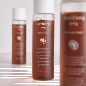 DumiDang on bathroom shelf in routine setting showcasing daily-use convenience