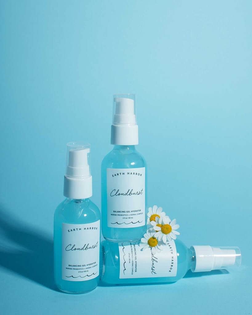 Earth Harbor gel-to-liquid texture close-up illustrating lightweight absorption