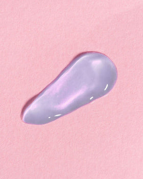 Earth Harbor gel applied on hand demonstrating spreadable consistency and quick absorption properties