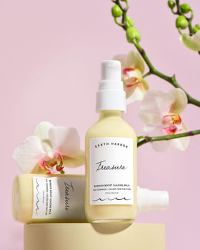 Earth Harbor sea buckthorn and turmeric ingredients highlighting antioxidant nourishment