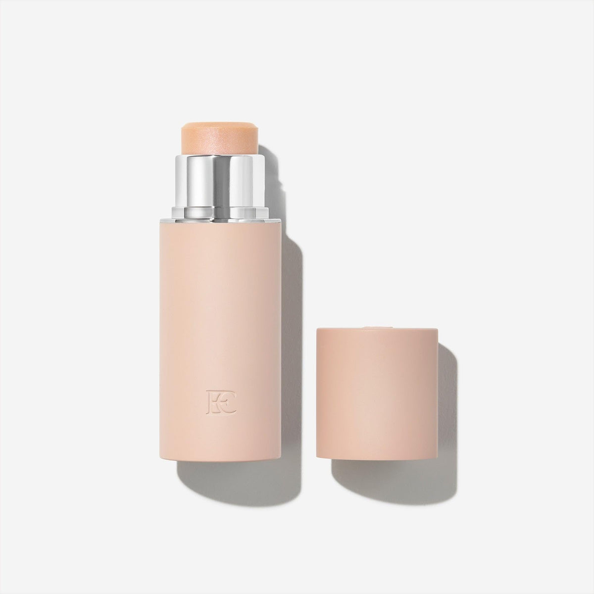 EarthsCure front packaging showing product name and coral-violet hue, highlights natural radiance