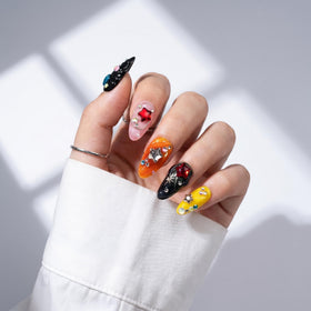 EasierGlow back of nails displaying size labels and secure 3D accents for durability