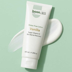 Ecco Bella cream texture closeup revealing rich, concentrated moisturizing benefit