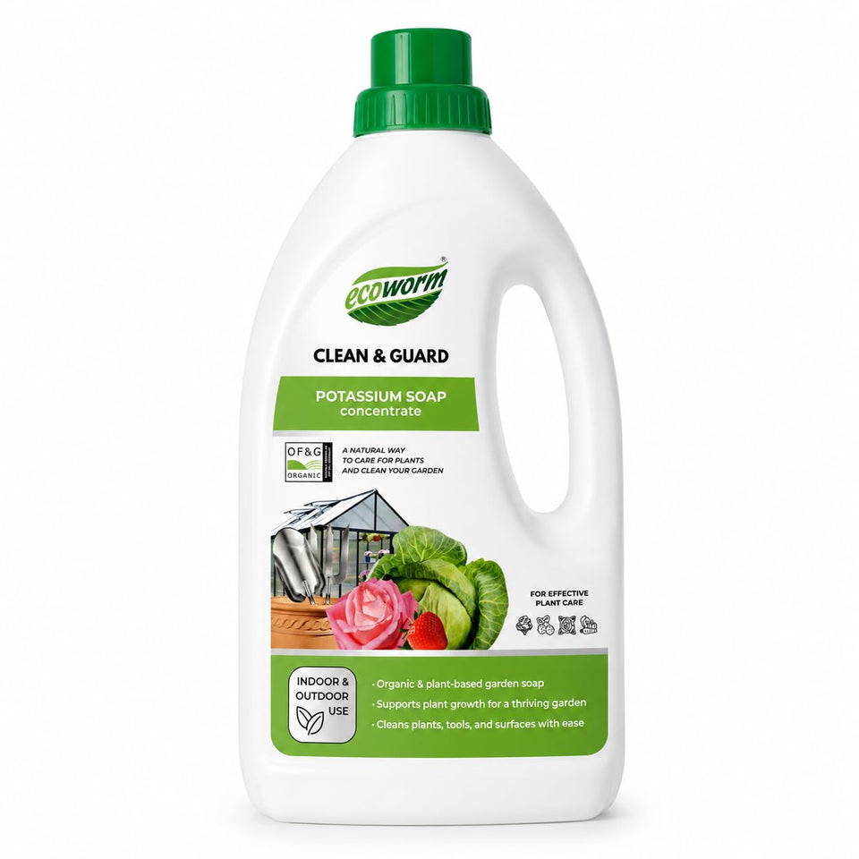 Ecoworm front label bottle showing concentrate and usage information, clear benefit of long-lasting supply