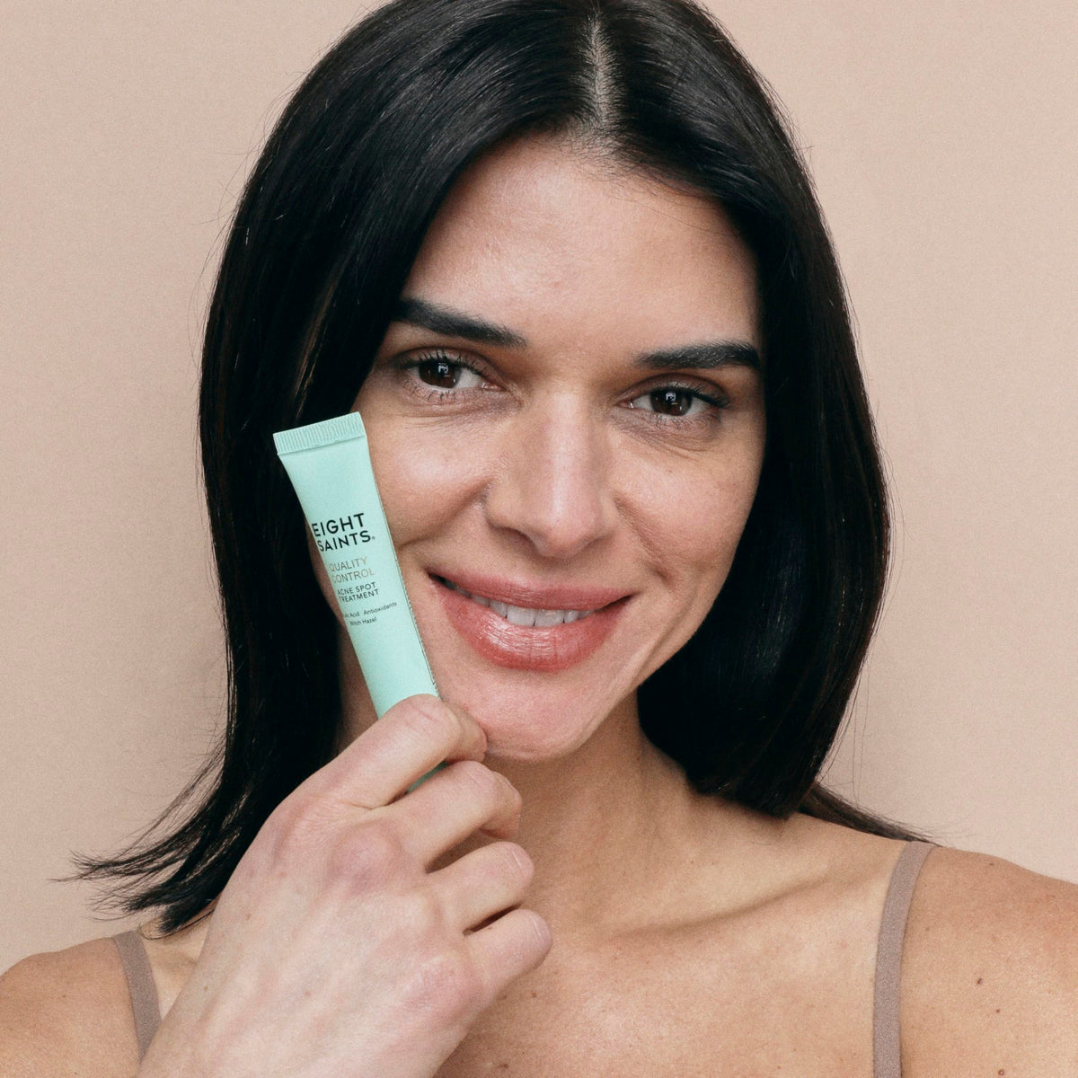 Eight Saints product texture close-up showing lightweight serum, quick absorption benefit