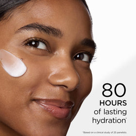 Elizabeth Arden cream beside coin illustrating portable travel-friendly benefit