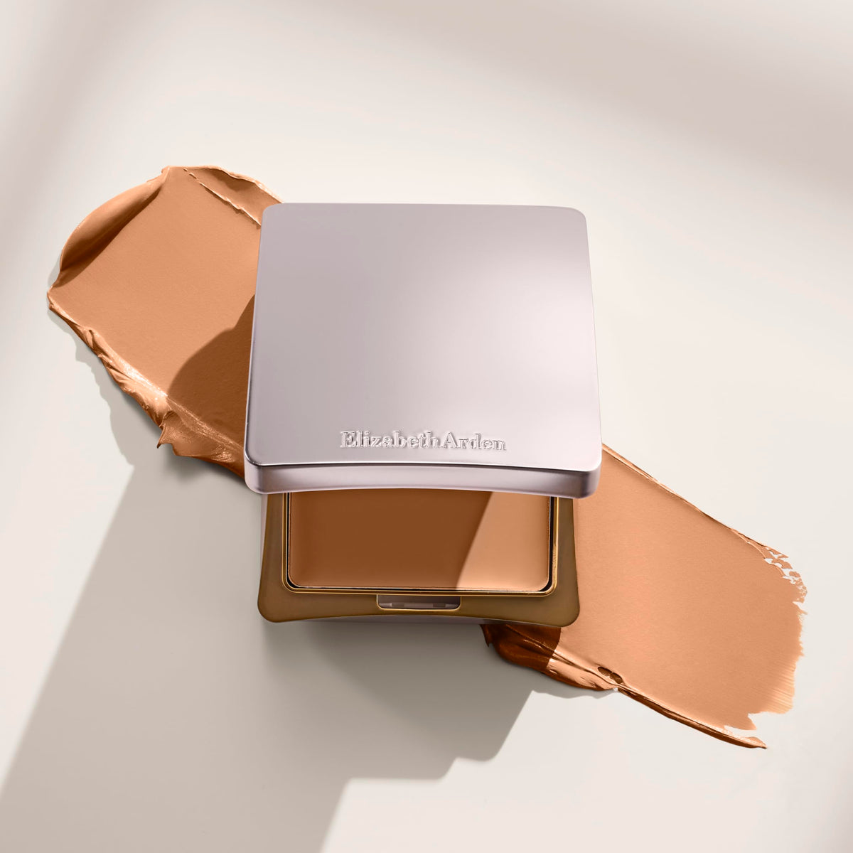 Elizabeth Arden creamy foundation texture close-up for smooth blendability